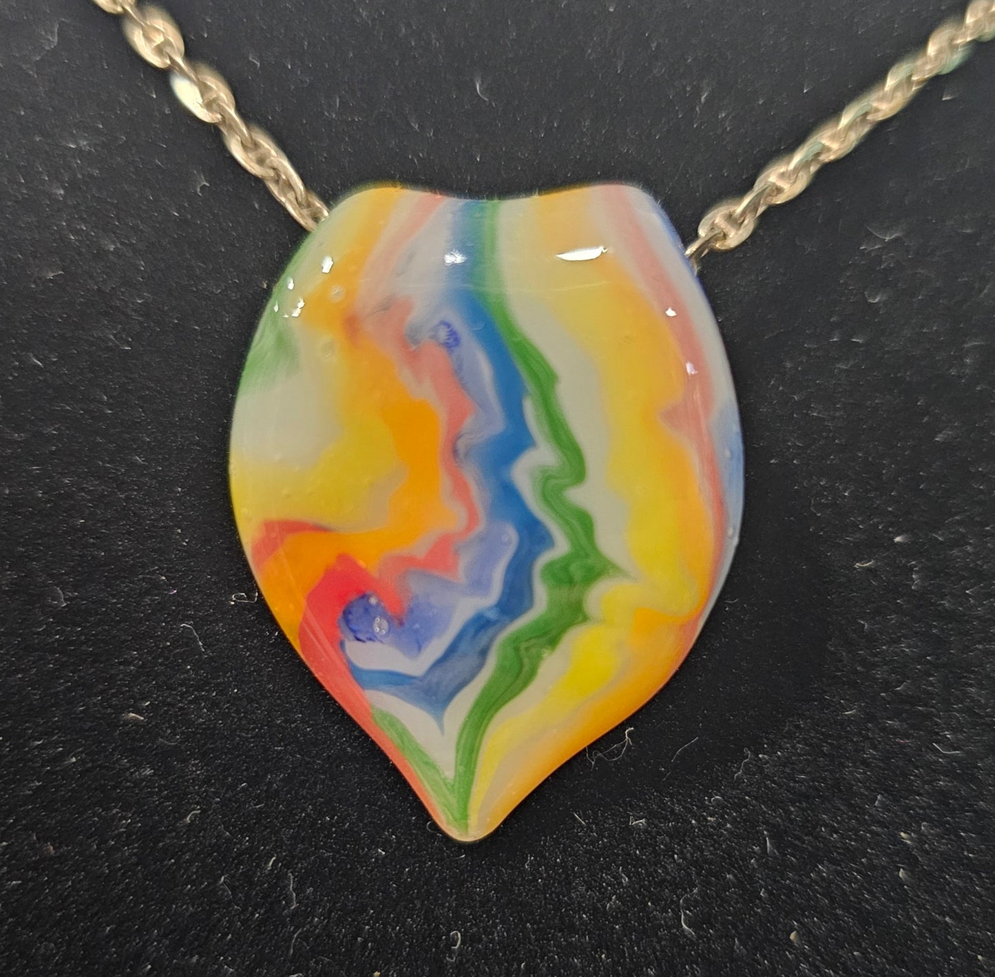 Rainbow pendant